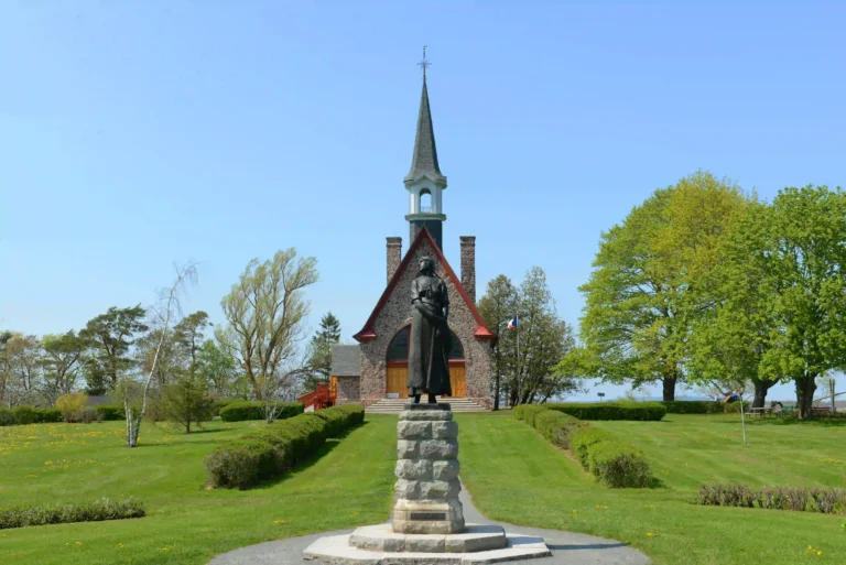 Grand-Pré, Nova Scotia: What to See + Evangeline Trail Guide